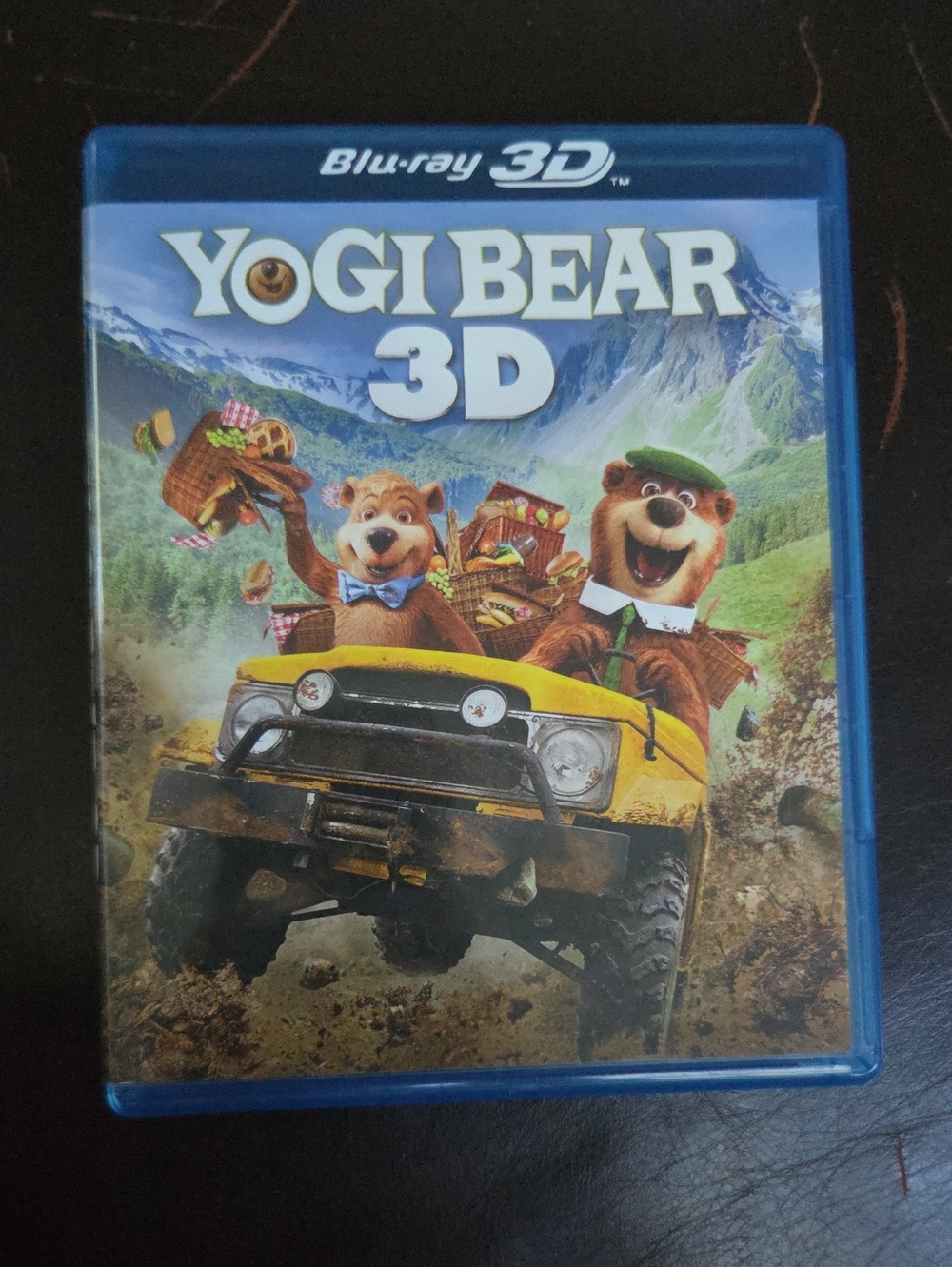 Yogi Bear 3D Blu-ray - Blue Case